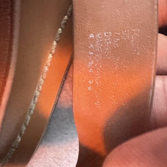 Coach Sandals Womens Size 7.5 Tan Brown Leather Thong Flip Flop Heart Logo - Picture 8 of 11